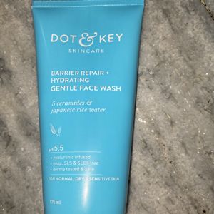 Dot And Key Brand New Facewash