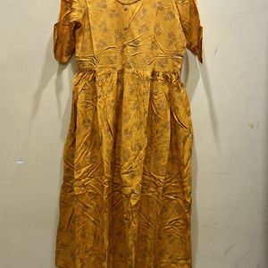 Avaasa Yellow Kurta Size S