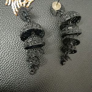 Beautiful Combo Earings 2 Pcs