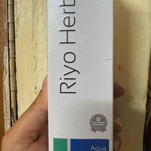 Riyo Herbs Hydrating Toning Mist