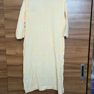 Morpankh Yellow And White Stripes Kurta ( XXL)