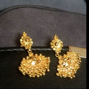 New Not Used Gold Plated Earings For Donation