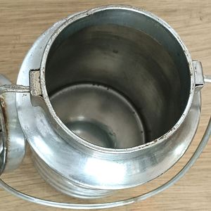 Steel Dolchi For Oil, Milk, Water