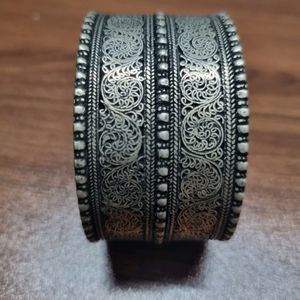 Tibetan Silver Tone ANTIQUE CUFF BRACELET