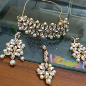 Pearl  And Kundan Choker