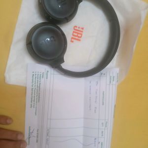 NEW JBL 520BT Wireless On Ear Headphones with Mic