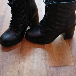 Quilted Boots CL