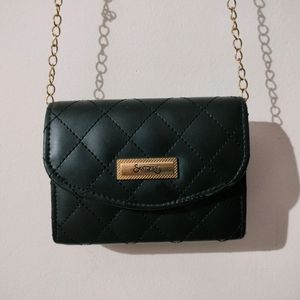 Black Sling Bag With Golden Chain