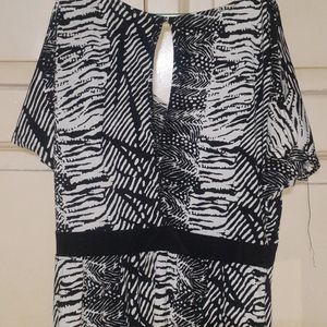 Nice Stylish Top Size M