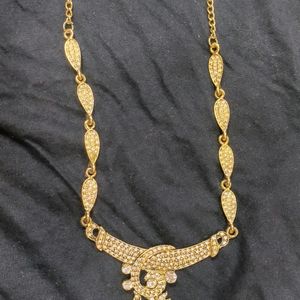 Golden Diamond Jewellery Set( Necklace & Earrings)