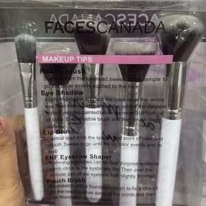 New Faces Canada Makeup Brush Set