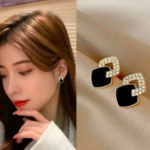 korean Design Earring For Girls & Women