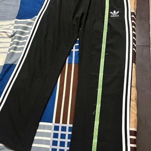 ADIDAS ORIGINALS 3 STRIPES STRAIGHT FIT TRACKPANTS