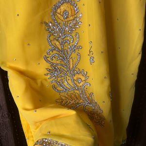 Yellow Stone Haldi Outfit 💛