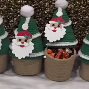 Christmas Basket With Cap