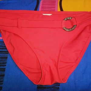 Red Beach ⛱️ Penty Belt Style