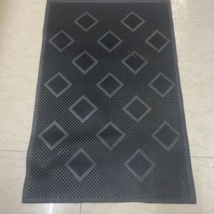 40X60- Material : Rubber - Black Colour- Pack of 1