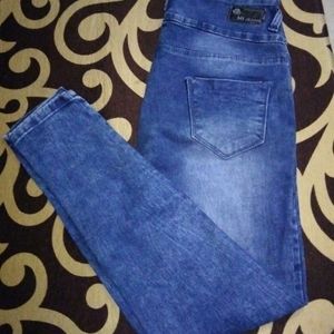 Toned High Waist Denim Jeans.