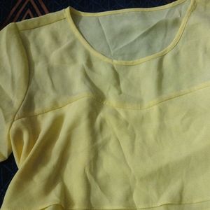 Casual Classy Yellow 💛top