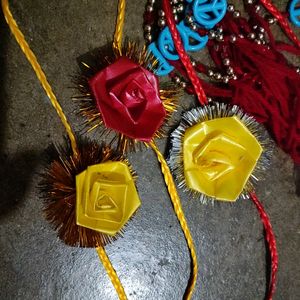 13 Rakhis