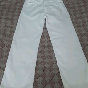 White Jeans🤍😍 ( OFFER IS FOR NOW )