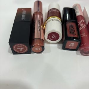 Cream/Liquid Lipsticks