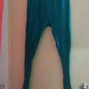 Good condition leggings