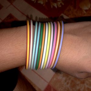 MULTI BANGLES