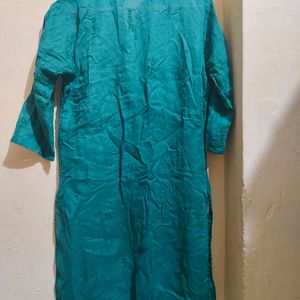 Green Kurti