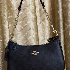 Coach Teri Shoulder Bag