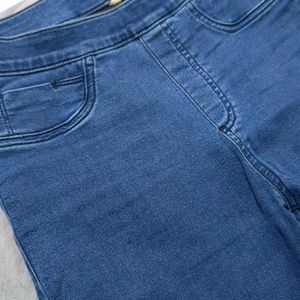 Blue Jeans With Elastic Waist For Women