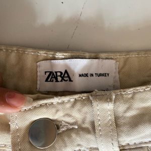 zara cargo jeans beige color