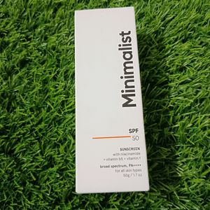 Minimalist Sunscreen SPF 50