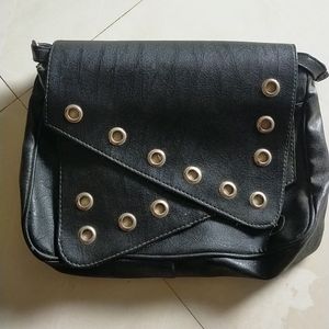 Black Sling Hand Bag