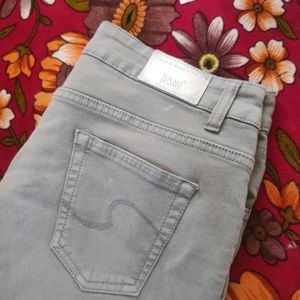 New Denim Capri