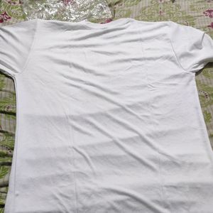 White Tshirt Unused