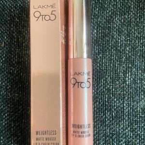 Lakme 9to 5 Lipstick