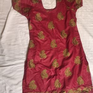 NEW STICHED KURTA WITH LEGGING