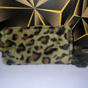 Fur Wallets