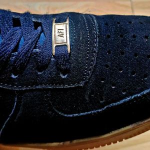 ORIGINAL NIKE SUEDE BLUE (GLOW IN THR DARK)