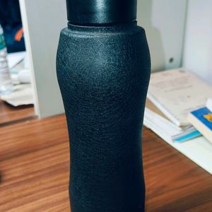 Black Flipkart water bottle 1 Ltr