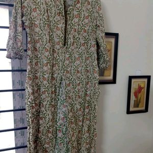 Women's Kurti And Fanny Skirt