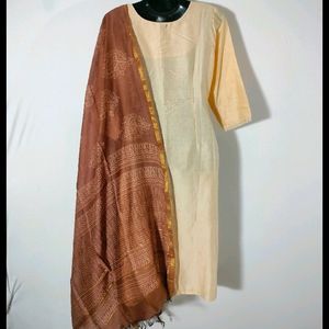 Beige Kurta And Duppta Set