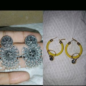 Two set of Earings 💛🩶