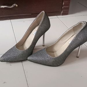 New Jimmy Choo Grey Shiny Stilettos