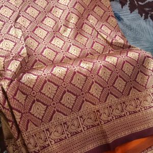 Gorgeous Kat Badri Maharashtrian Saree