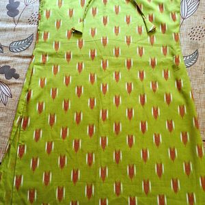 Women Straight Kurta (Green)