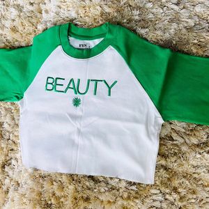 Beautiful crop T-shirt with embroidered design