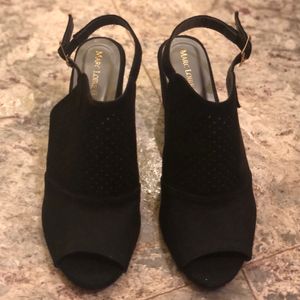 Brand New Marc Loire Black Heels (40)