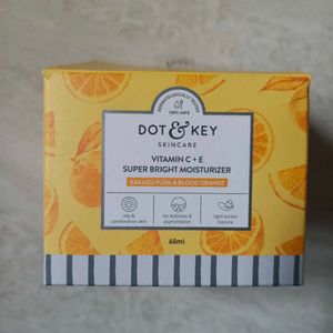 Dot And Key Vitamin C+E Moisturizer